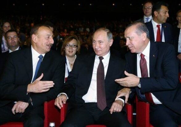 Азербайджан продаёт бензин