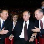 Азербайджан продаёт бензин