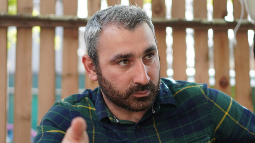 свободу Айхана Исрафилова