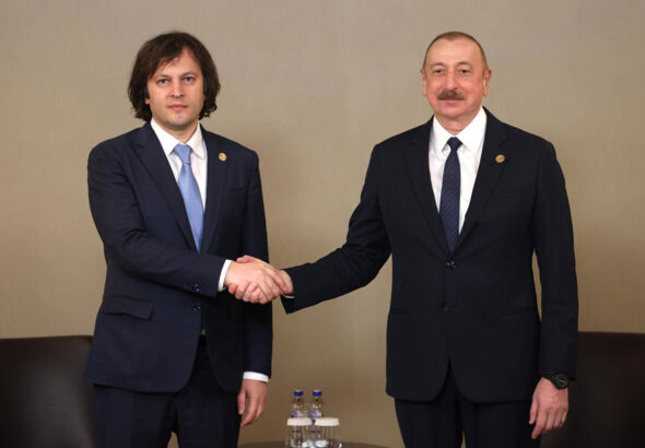 Алиев поздравил Грузию