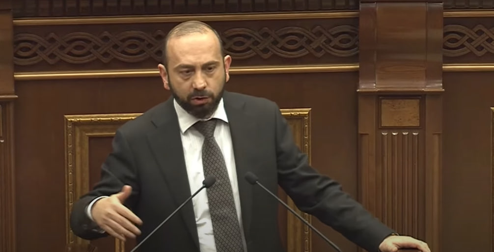 поддержку Индии