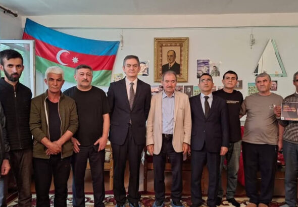 оппозиция не сдаётся