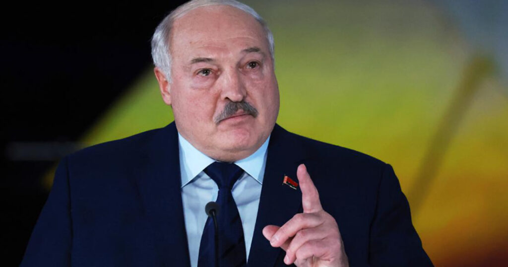 Осетию и Абхазию