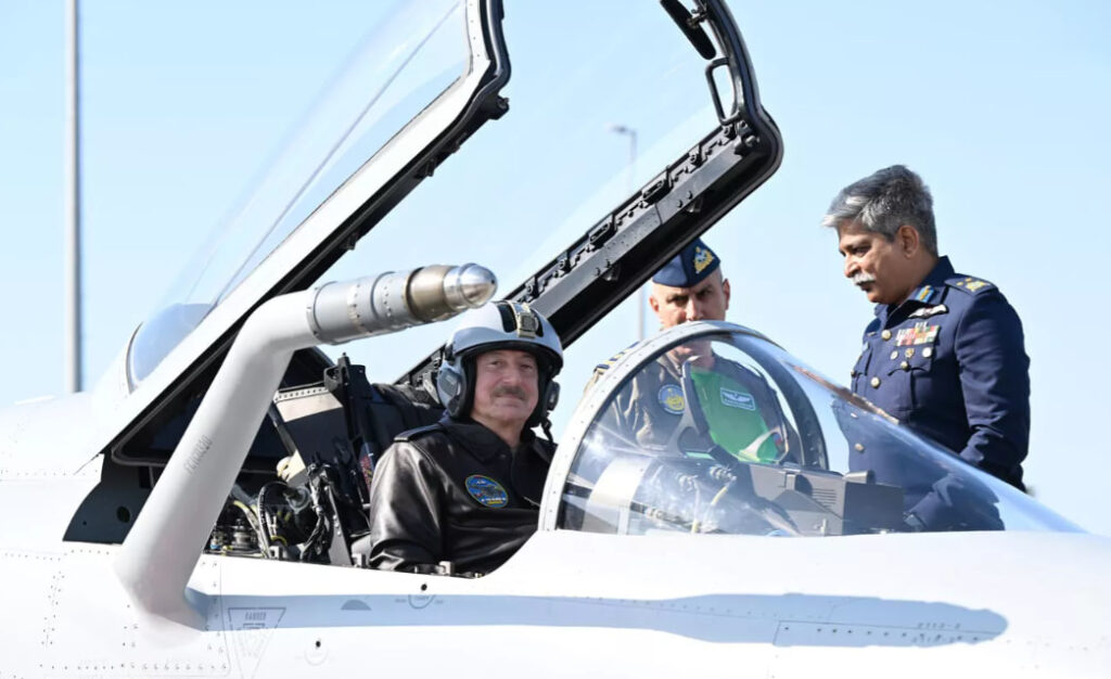 истребителей JF-17