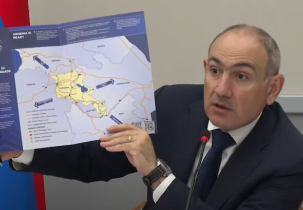 Пашинян в Стамбуле