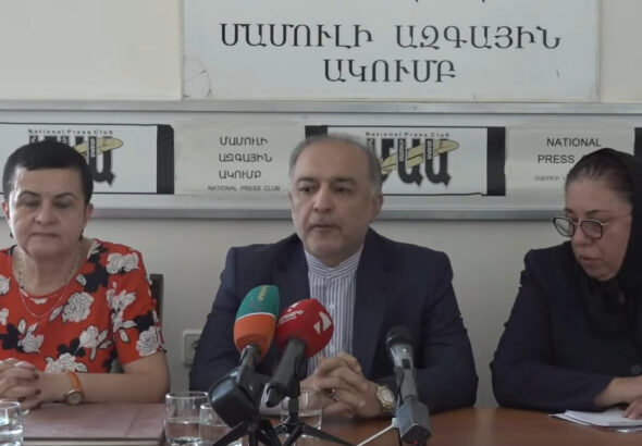 Иран поблагодарил Армению