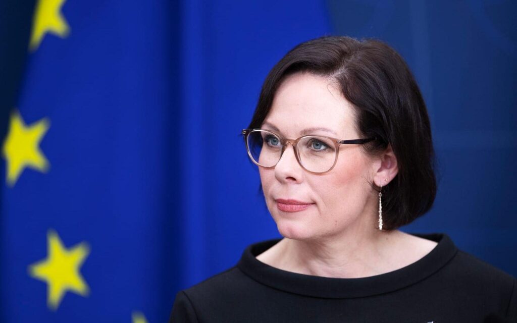 вызван в МИД Швеции