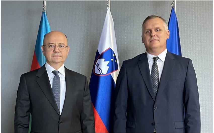 Словения выбирает Азербайджан