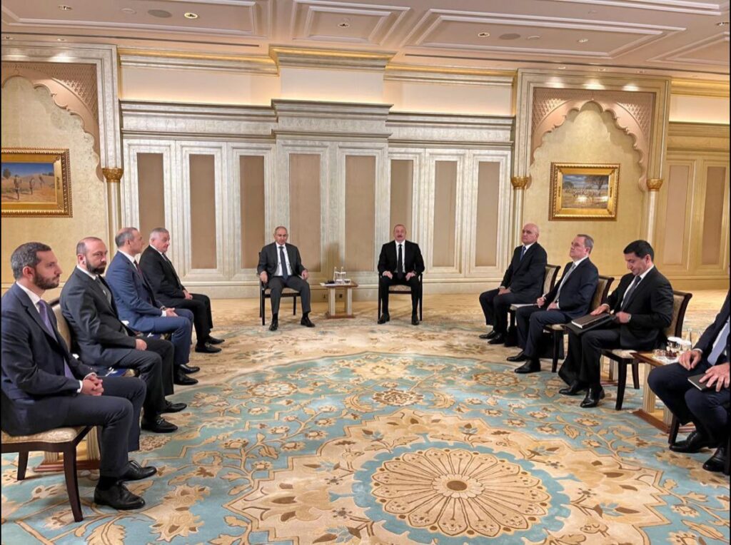 Алиев и Пашинян