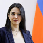 распространяют синхронную