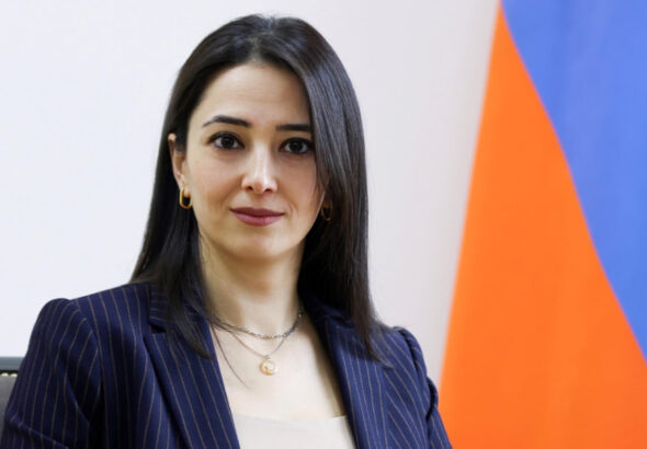 распространяют синхронную