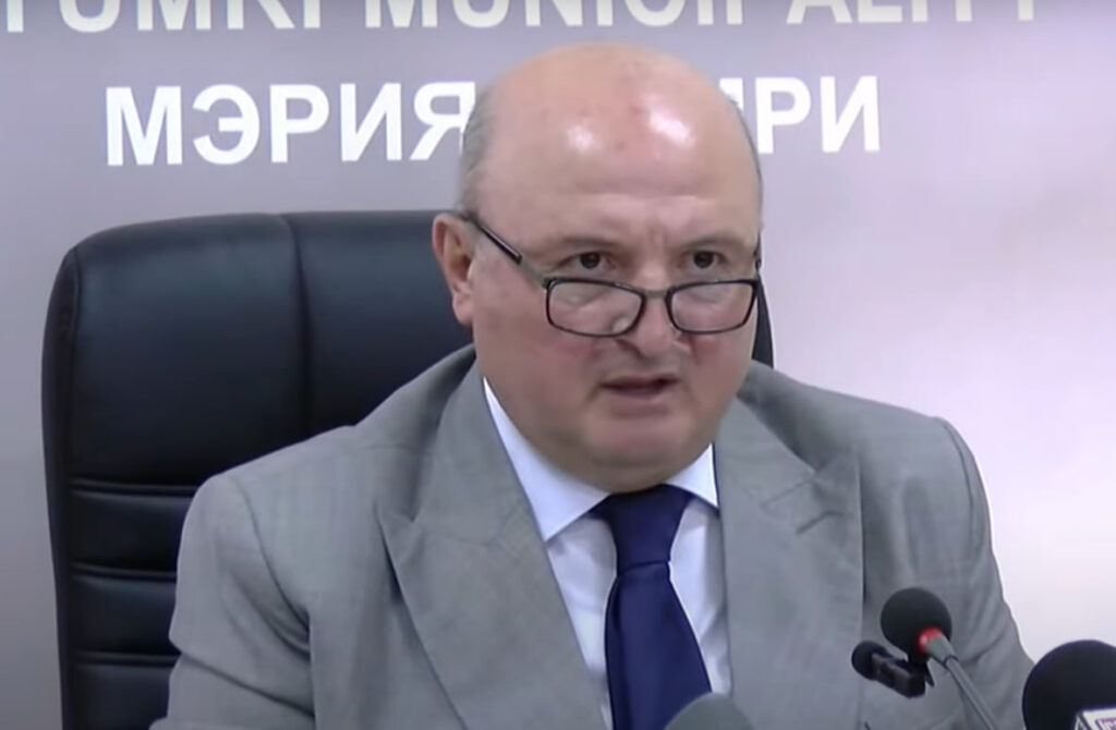 сейчас могут всё
