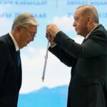 Эрдоган вручил Токаеву