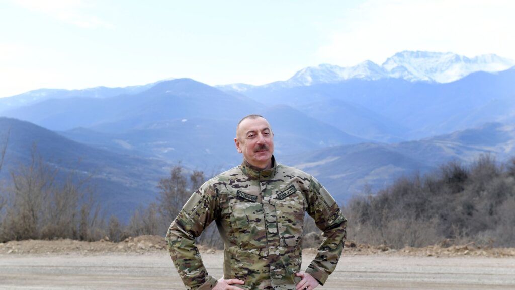 Алиев: парафирование мирного