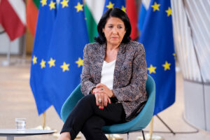 Зурабишвили поздравила Украину