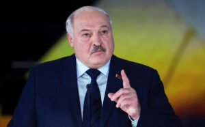 Лукашенко поздравил Украину