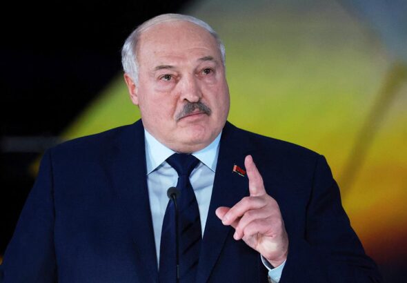 Лукашенко поздравил Украину
