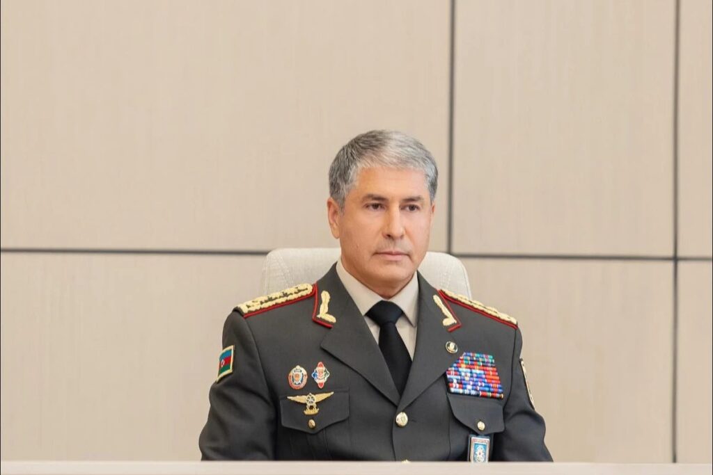 денег полицией у студента