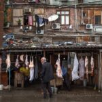 населения Азербайджана живёт