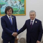 Узбекистана Шавкатом