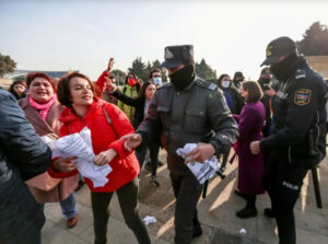 HRW призывает Трампа
