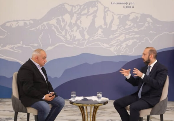 Арменией и Азербайджаном