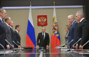 Путин поручил госСМИ