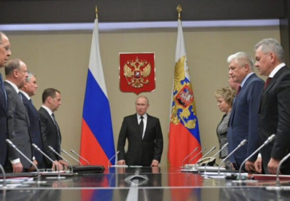 Путин поручил госСМИ
