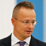 Европа смеялась над