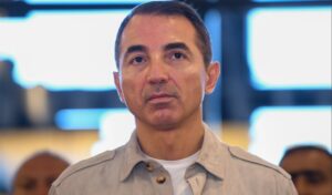 Азербайджан живёт под