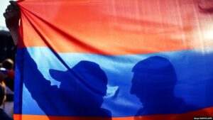 выразить недоверие премьеру
