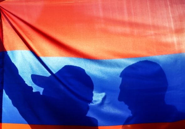 выразить недоверие премьеру