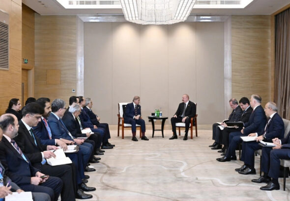 Алиев поздравил Пакистан