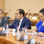 аккредитованных при НАТО