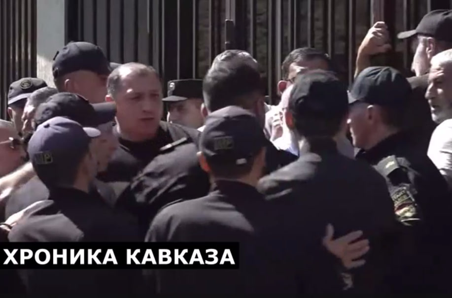 Родственники пропавших