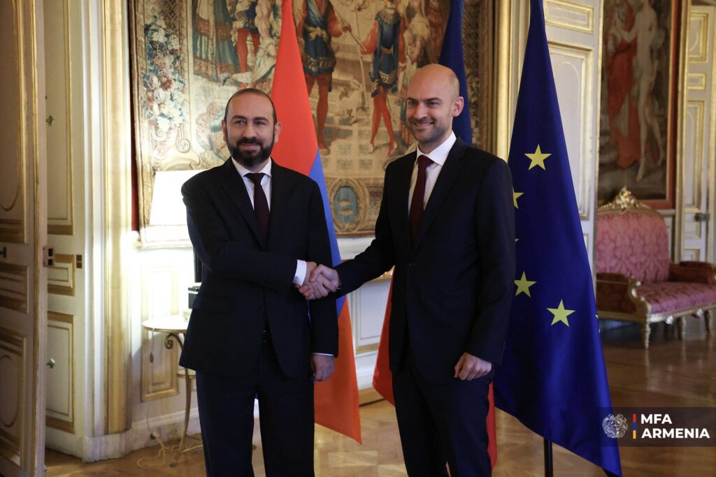 Армении и Франции