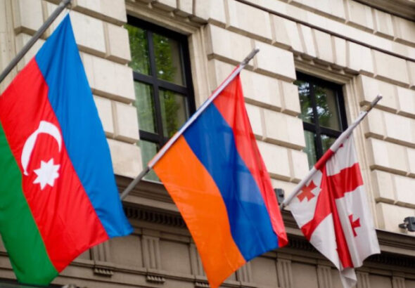 скромнее соседей