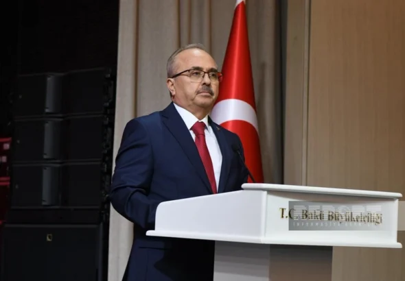 Турции в Баку