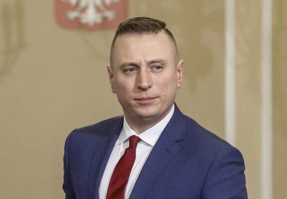 ab11d2c-e999f30e0f5fb68001bc27eda2bf7749