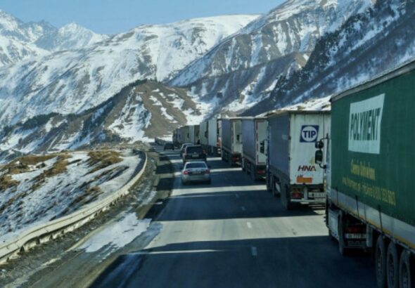 Задержка армянских грузовиков
