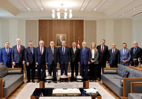 Одна нация три государства