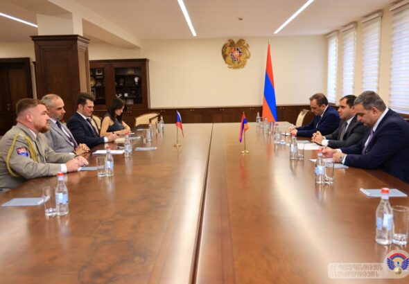 Армения обсудила с Чехией