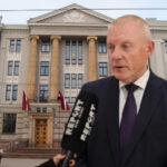 Выразил свое мнение