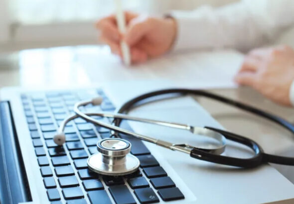 С молчаливым и терпеливым