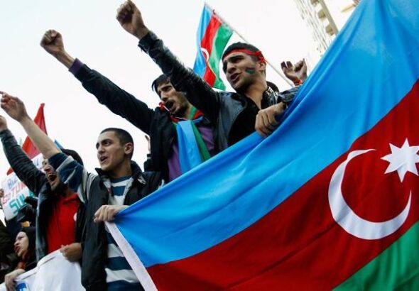 Массовое недовольство