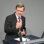 Запрет на вступление