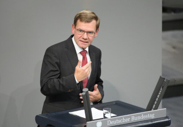 Запрет на вступление