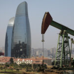 SOCAR сокращаются