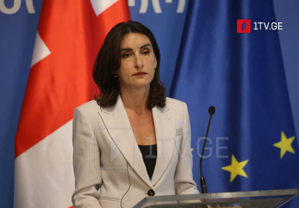 Брюссель использует