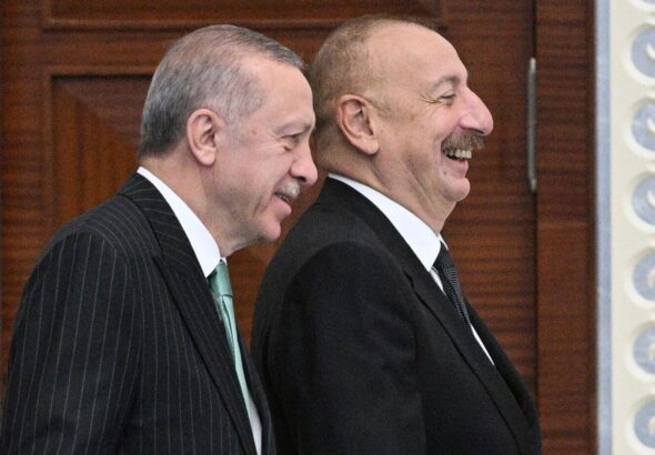 Эрдоган поздравил Алиева